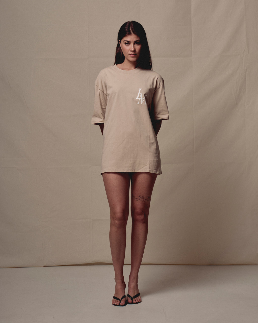 BEIGE TEE "E SE IL VERO LUSSO FOSSE LA PACE"