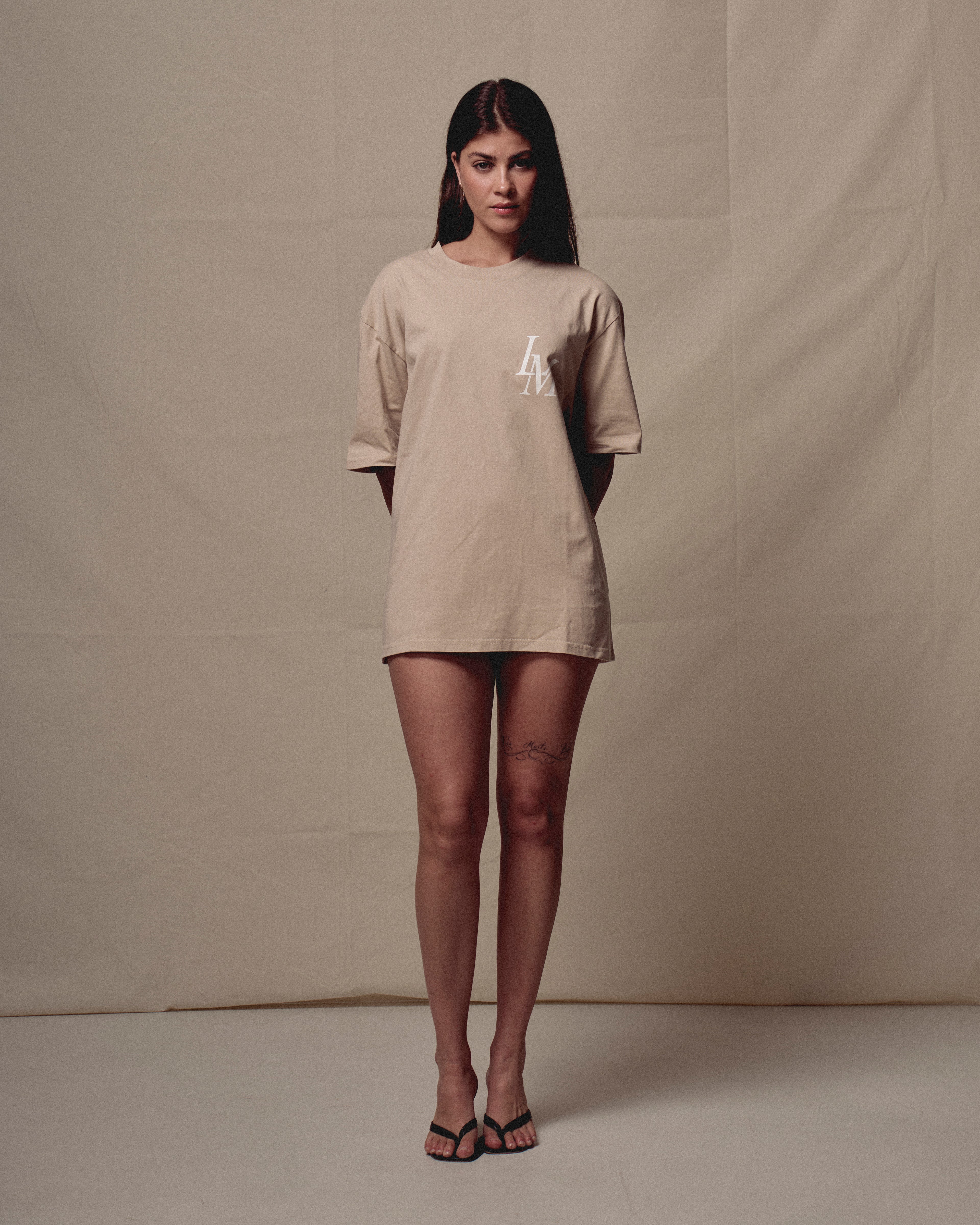 BEIGE TEE "E SE IL VERO LUSSO FOSSE LA PACE"